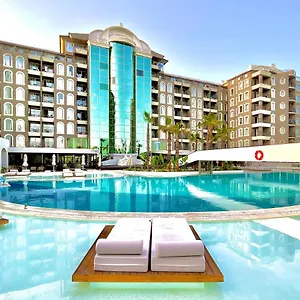 https://laur-hotels-experience-elegance.aegeanhotels.net